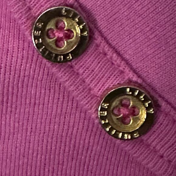 Lilly Pulitzer Womens 3/4 Sleeve Shirt Crewneck Gold Button Logo Pepto Pink Med - Picture 4 of 6